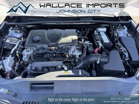 Used 2020 Toyota Camry SE FWD image 40