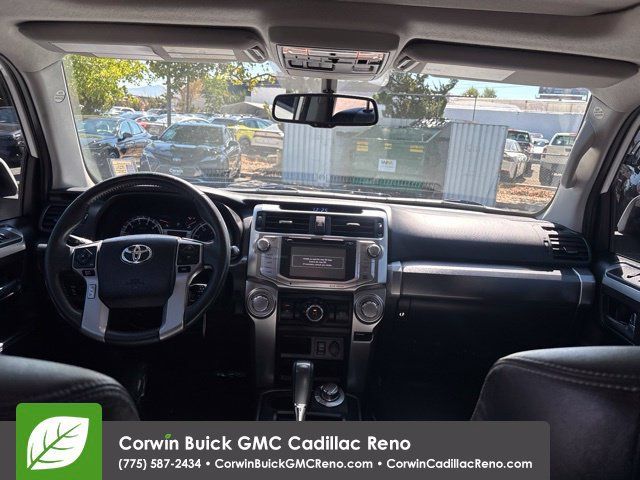 Used 2017 Toyota 4Runner SR5 Premium AWD/4WD image 33