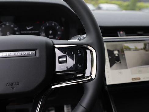 New 2026 Land Rover Range Rover Evoque Dynamic SE AWD/4WD image 24