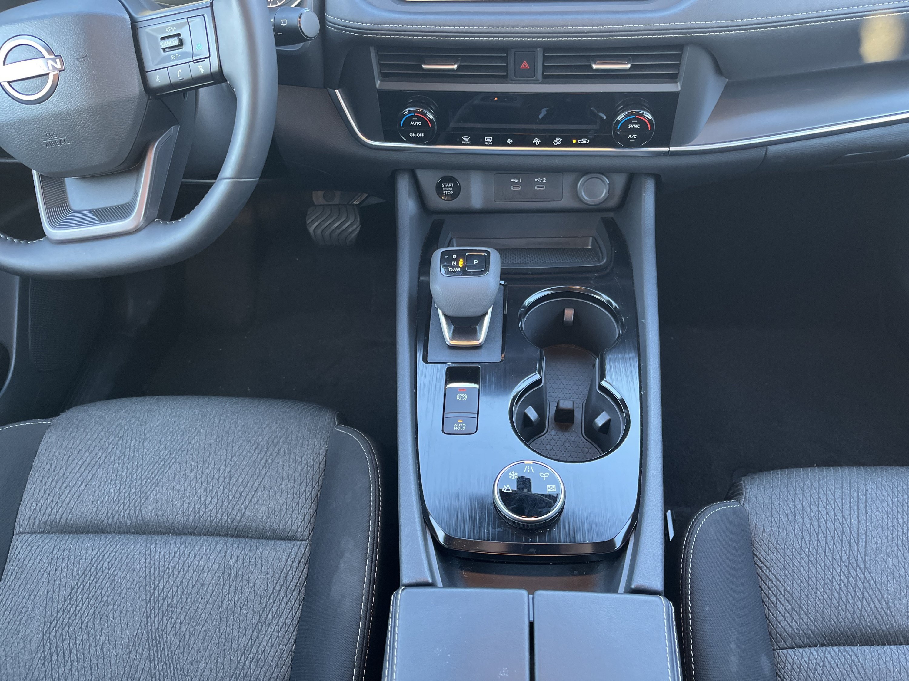 Used 2026 Nissan Rogue SV AWD/4WD image 28