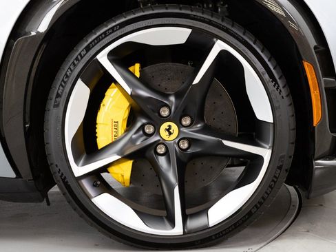 Used 2025 Ferrari Purosangue image 14