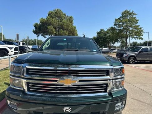 Used 2015 Chevrolet Silverado 1500 High Country w/ High Country Premium Package AWD/4WD image 2
