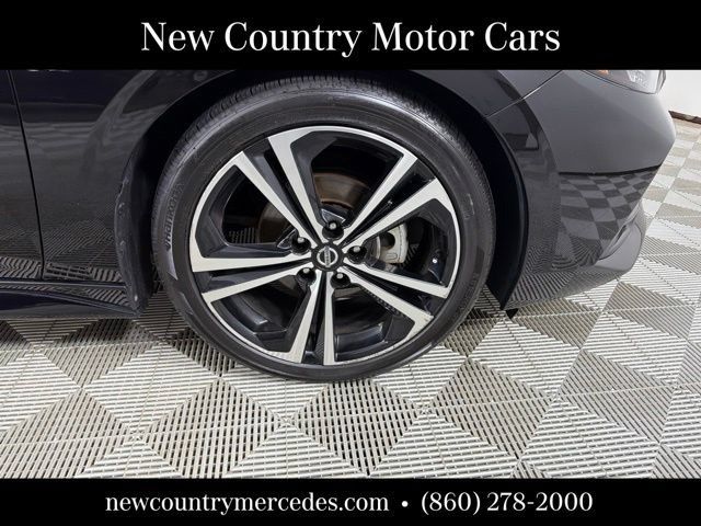 Used 2021 Nissan Sentra SR w/ SR Premium Package FWD image 9
