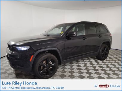Used 2023 Jeep Grand Cherokee Altitude