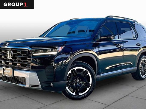 Used 2026 Honda Pilot image 1