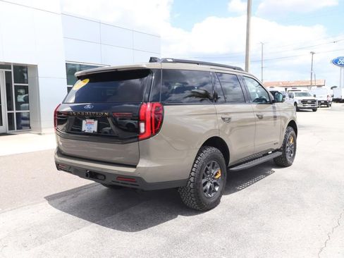New 2026 Ford Expedition Tremor image 16