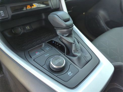 Used 2023 Toyota RAV4 XLE image 31