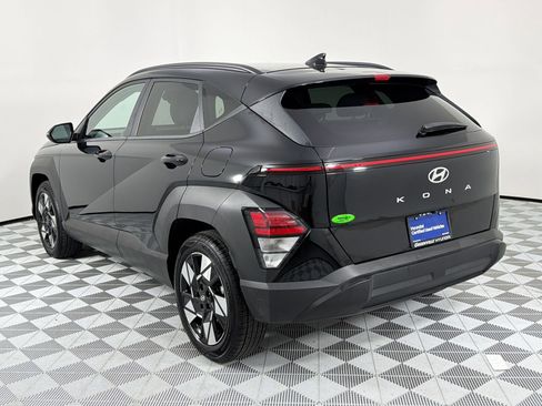 Certified 2025 Hyundai Kona SEL FWD image 3