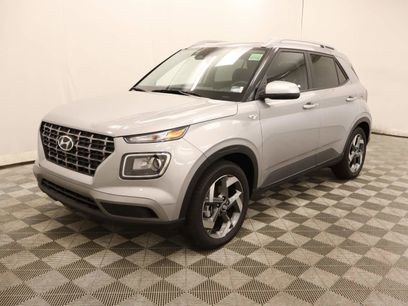 Used 2025 Hyundai Venue SEL