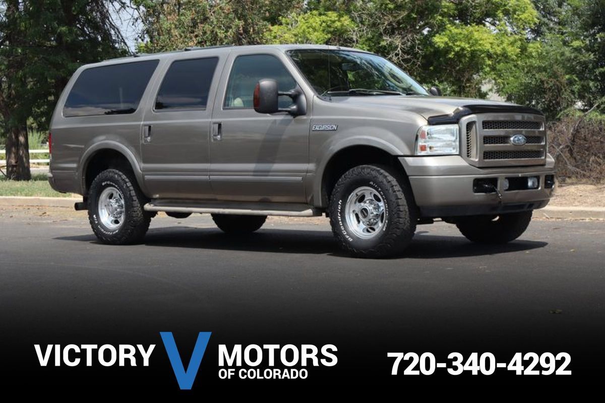 Used 2005 Ford Excursion Limited AWD/4WD image 1