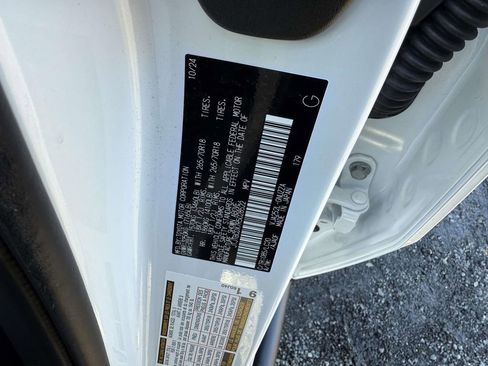 Used 2024 Lexus GX 550 image 30