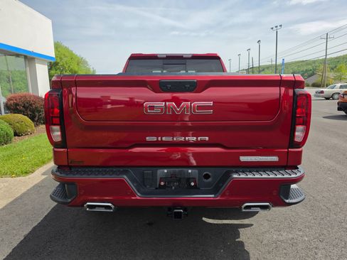 Used 2023 GMC Sierra 1500 Elevation w/ Elevation Premium Package AWD/4WD image 4