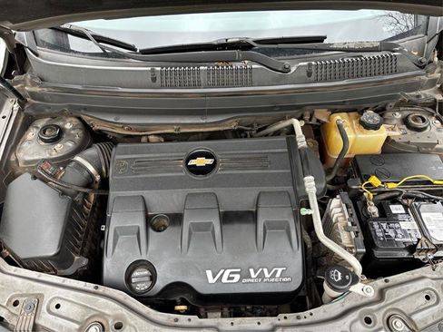 Used 2012 Chevrolet Captiva Sport LT image 24