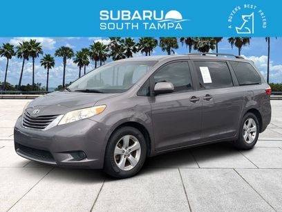 Used 2017 Toyota Sienna LE