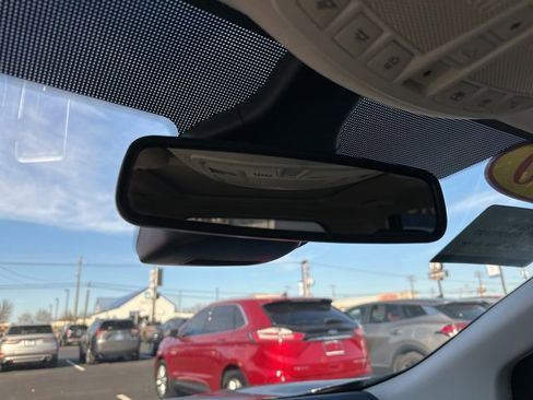 Certified 2020 Ford Edge SEL w/ Convenience Package image 32