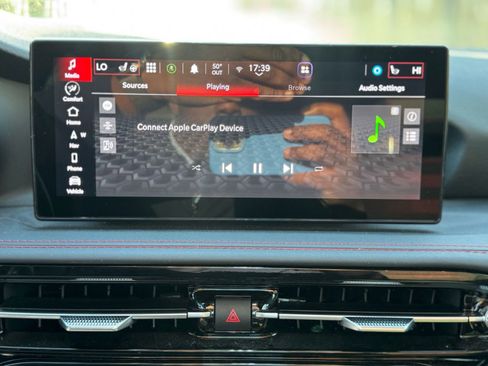 Used 2024 Dodge Hornet R/T Plus image 8