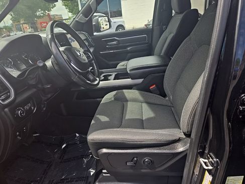 Used 2019 RAM 1500 Big Horn AWD/4WD image 12