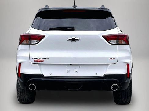 Used 2023 Chevrolet TrailBlazer RS w/ Convenience Package FWD image 6