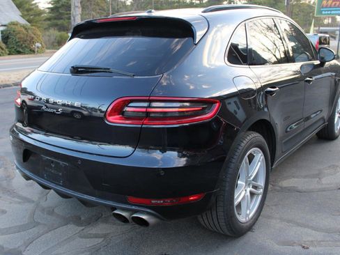 Used 2017 Porsche Macan S image 6