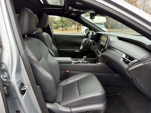 Used 2023 Lexus RX 350 Premium image 15