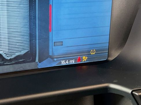 New 2026 Ford F250 Platinum w/ FX4 Off-Road Package image 2