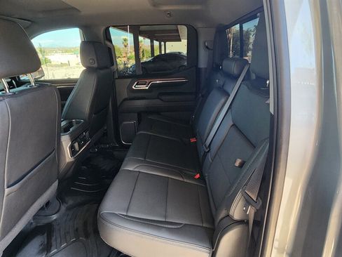 Used 2023 GMC Sierra 1500 Denali w/ Technology Package AWD/4WD image 89