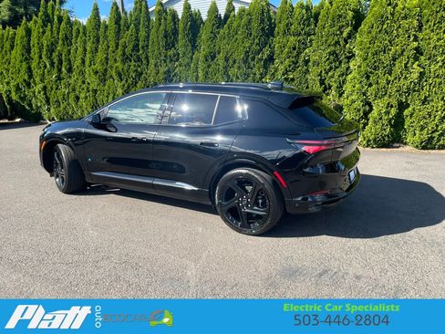 Used 2024 Chevrolet Equinox EV RS FWD image 8