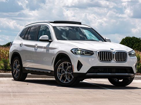 Certified 2024 BMW X3 sDrive30i w/ Premium Package image 19