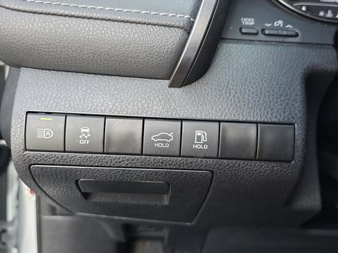 Used 2023 Toyota Camry SE FWD image 20