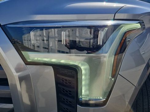 Used 2025 Toyota Tundra Limited RWD image 30