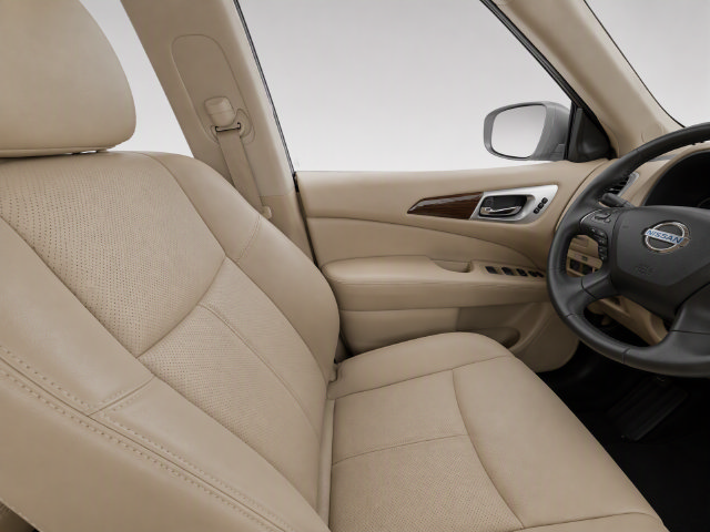 Used 2019 Nissan Pathfinder Platinum FWD image 11