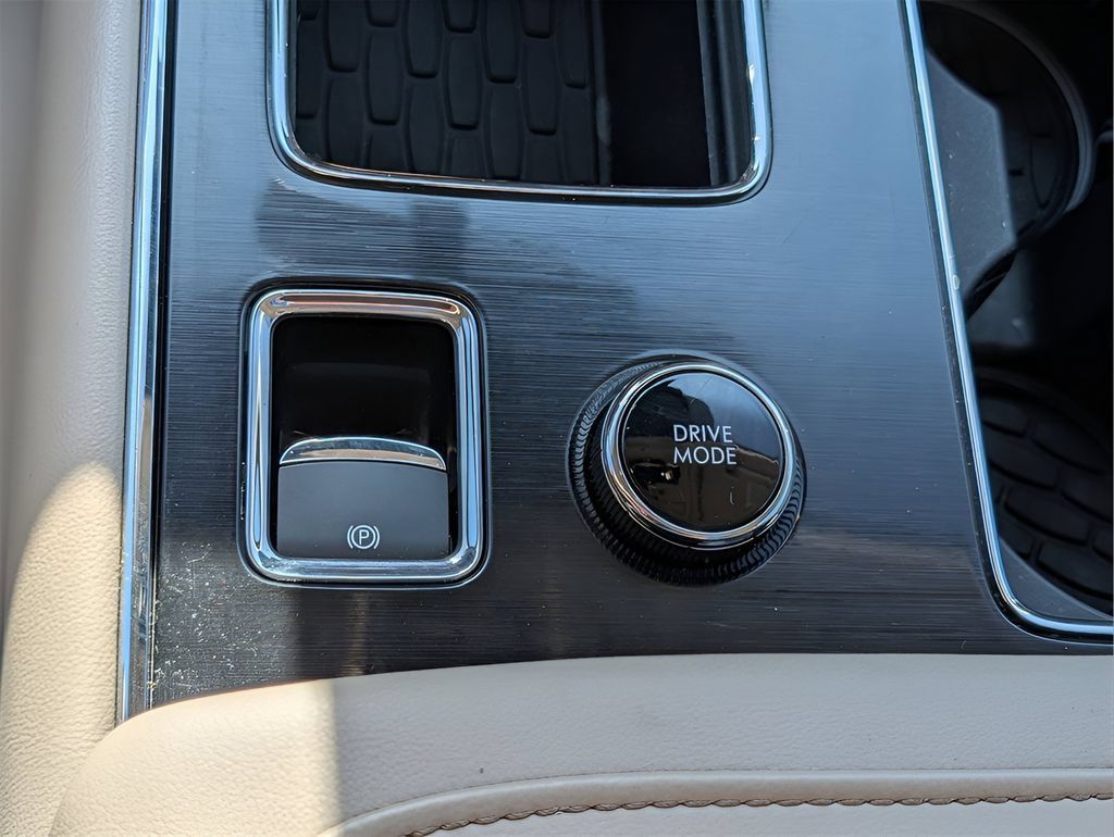 Used 2023 Lincoln Aviator Reserve w/ Equipment Group 201A RWD image 25
