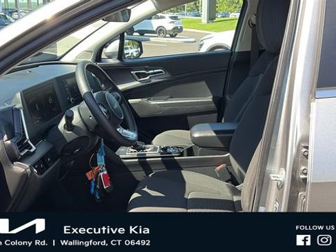 Certified 2023 Kia Sportage LX AWD/4WD image 9