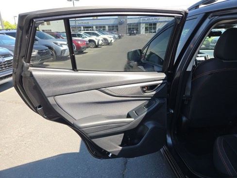 Used 2019 Subaru Crosstrek 2.0i Premium w/ Eyesight System AWD/4WD image 14