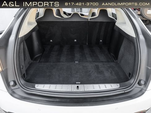 Used 2018 Tesla Model X 75D image 64