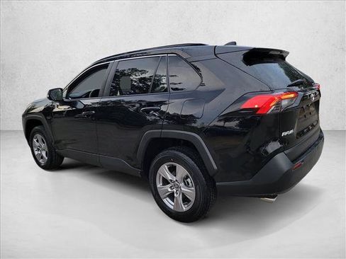 Used 2025 Toyota RAV4 XLE FWD image 7