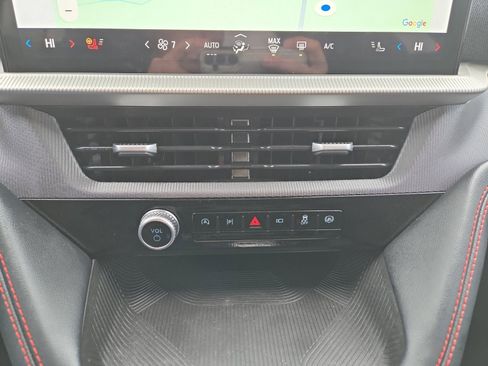 Used 2025 Ford Explorer ST-Line image 20