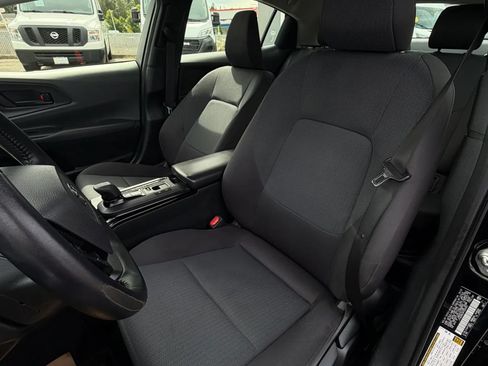 Used 2023 Toyota Prius LE AWD/4WD image 21