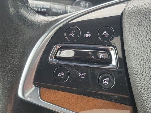 Used 2020 Cadillac Escalade Luxury AWD/4WD image 24