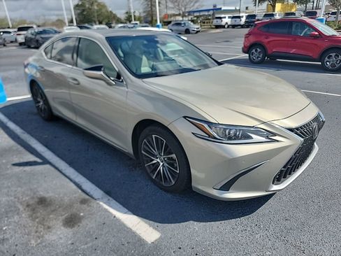 Used 2023 Lexus ES 350 w/ Premium Package image 2