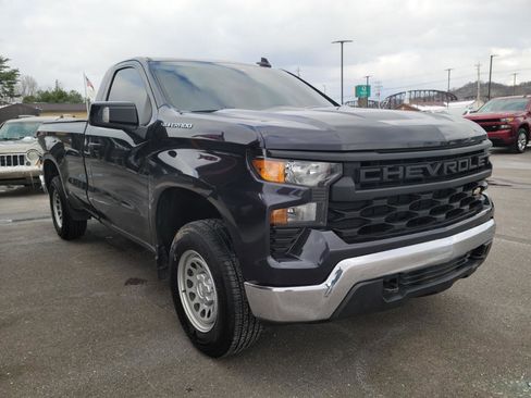 Used 2022 Chevrolet Silverado 1500 W/T w/ WT Value Package AWD/4WD image 3