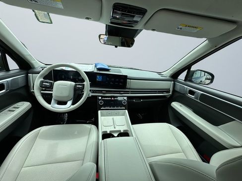 Used 2024 Hyundai Santa Fe SEL FWD image 10