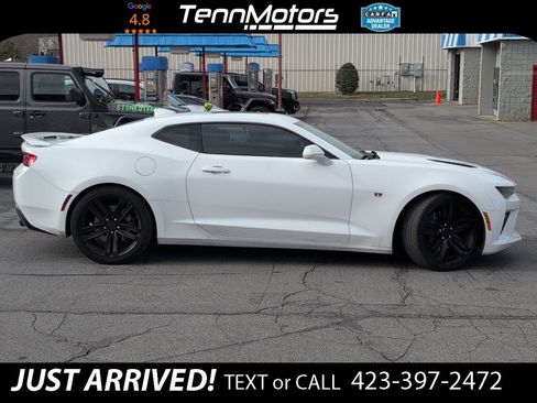 Used 2017 Chevrolet Camaro SS image 4