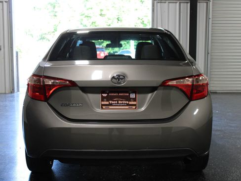 Used 2019 Toyota Corolla LE FWD image 4