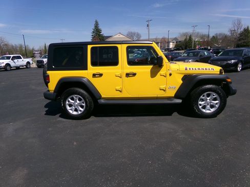 Used 2021 Jeep Wrangler Unlimited Sport AWD/4WD image 2