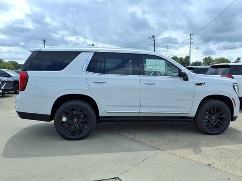 New 2026 GMC Yukon Denali w/ Denali Reserve Package AWD/4WD image 8