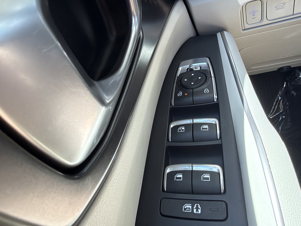Used 2025 Kia Sorento EX w/ EX Panoramic Sunroof Package FWD image 26