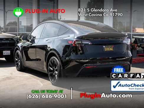 Used 2021 Tesla Model Y Long Range image 2