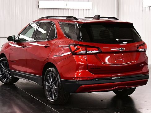 Used 2024 Chevrolet Equinox RS AWD/4WD image 5