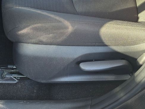 Used 2025 Toyota RAV4 LE image 23